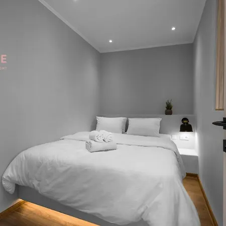 Next Door, Nilie Hospitality Mgmt *