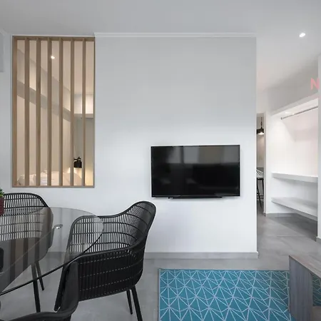 Apartment Next Door, Nilie Hospitality Mgmt