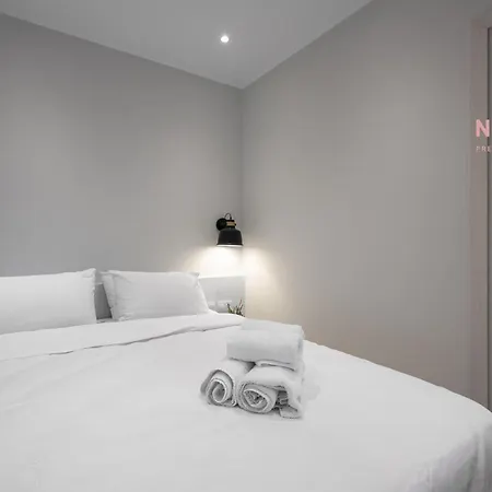 Next Door, Nilie Hospitality Mgmt Apartamento *