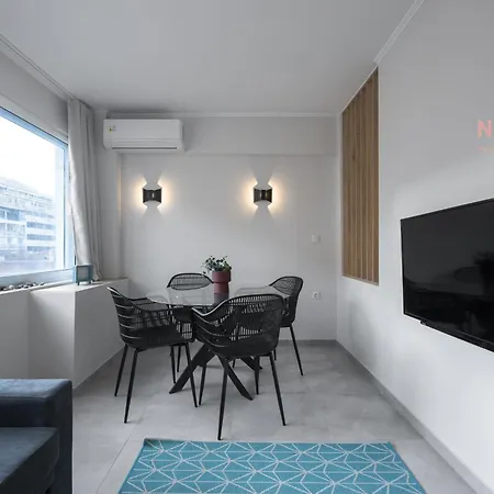 Next Door, Nilie Hospitality Mgmt Apartment