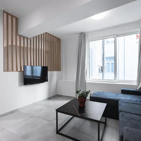 Next Door, Nilie Hospitality Mgmt Apartment